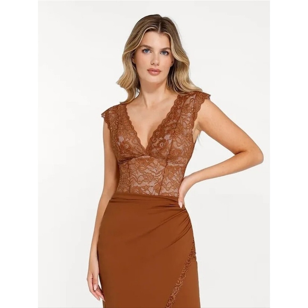 Popilush Lace-Front Shapewear Bodysuit in Copper Brown